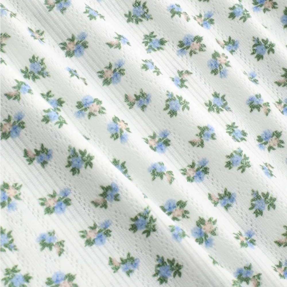 Adorable Cider Floral Pattern Long Sleeve Crop, Small - Picture 9 of 9